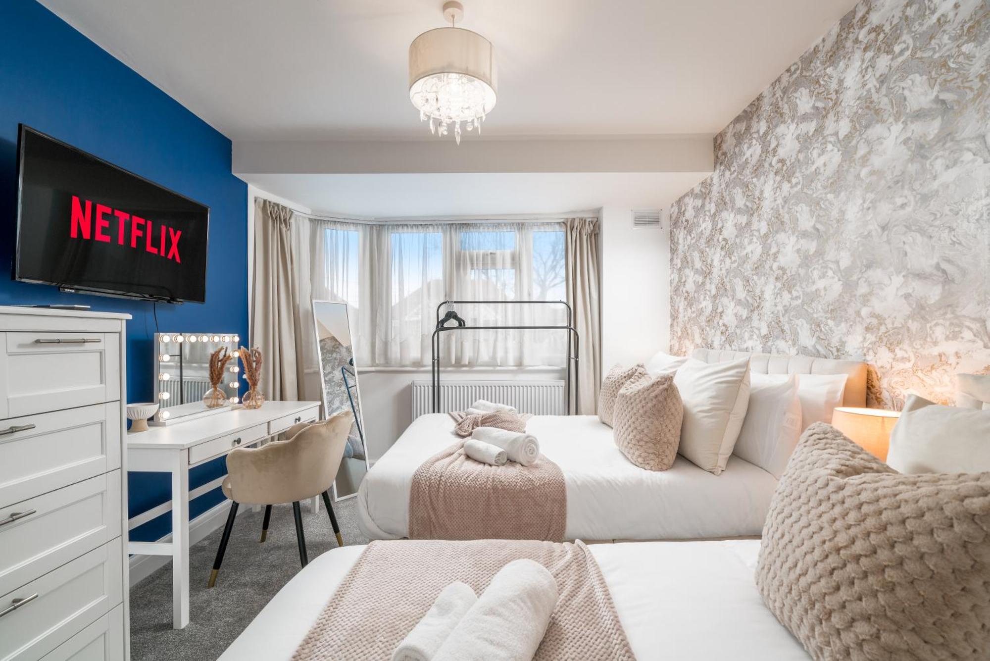 Lux 3Bed Near Wembley With Parking By Oceana Group - Sleeps 8 Apartment Хароу Екстериор снимка